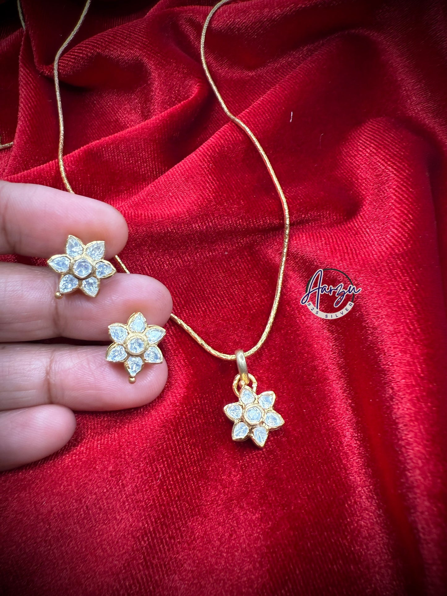 92.5 Silver Moissanite pendant set