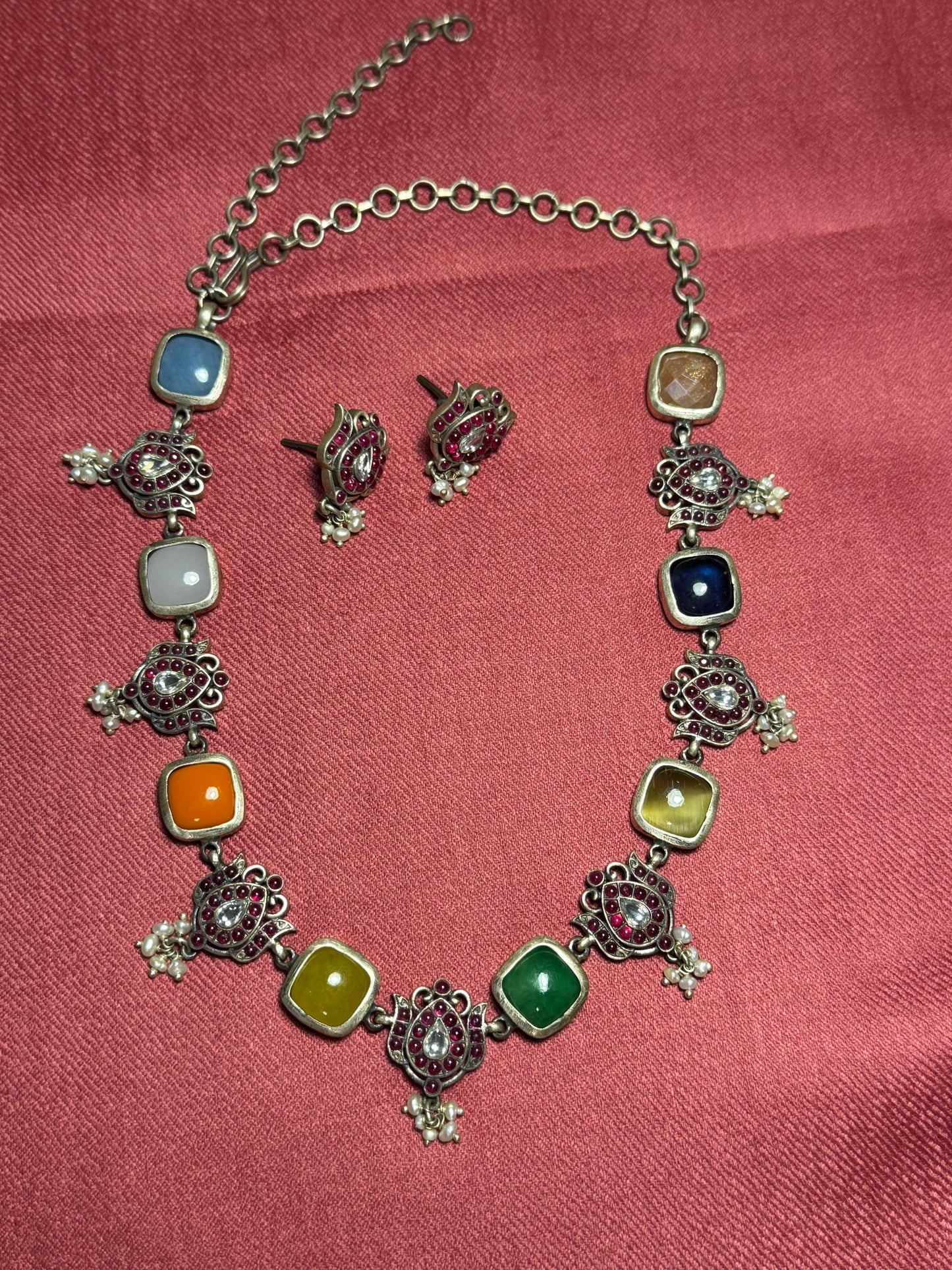 92.5 Silver necklace set with kemp and multi stones from preloved collection