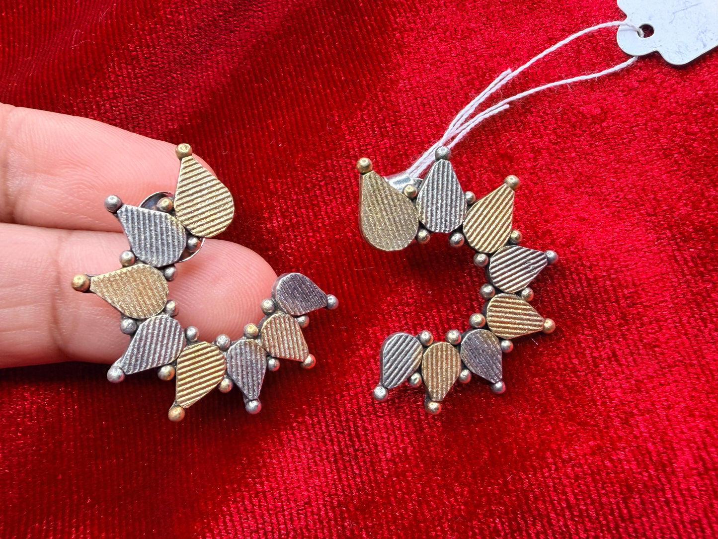 92.5 Silver dual tone earrings - 9 gm