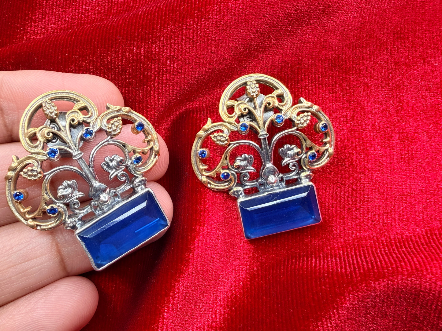 92.5 Silver dual tone earrings - 17.5 gm