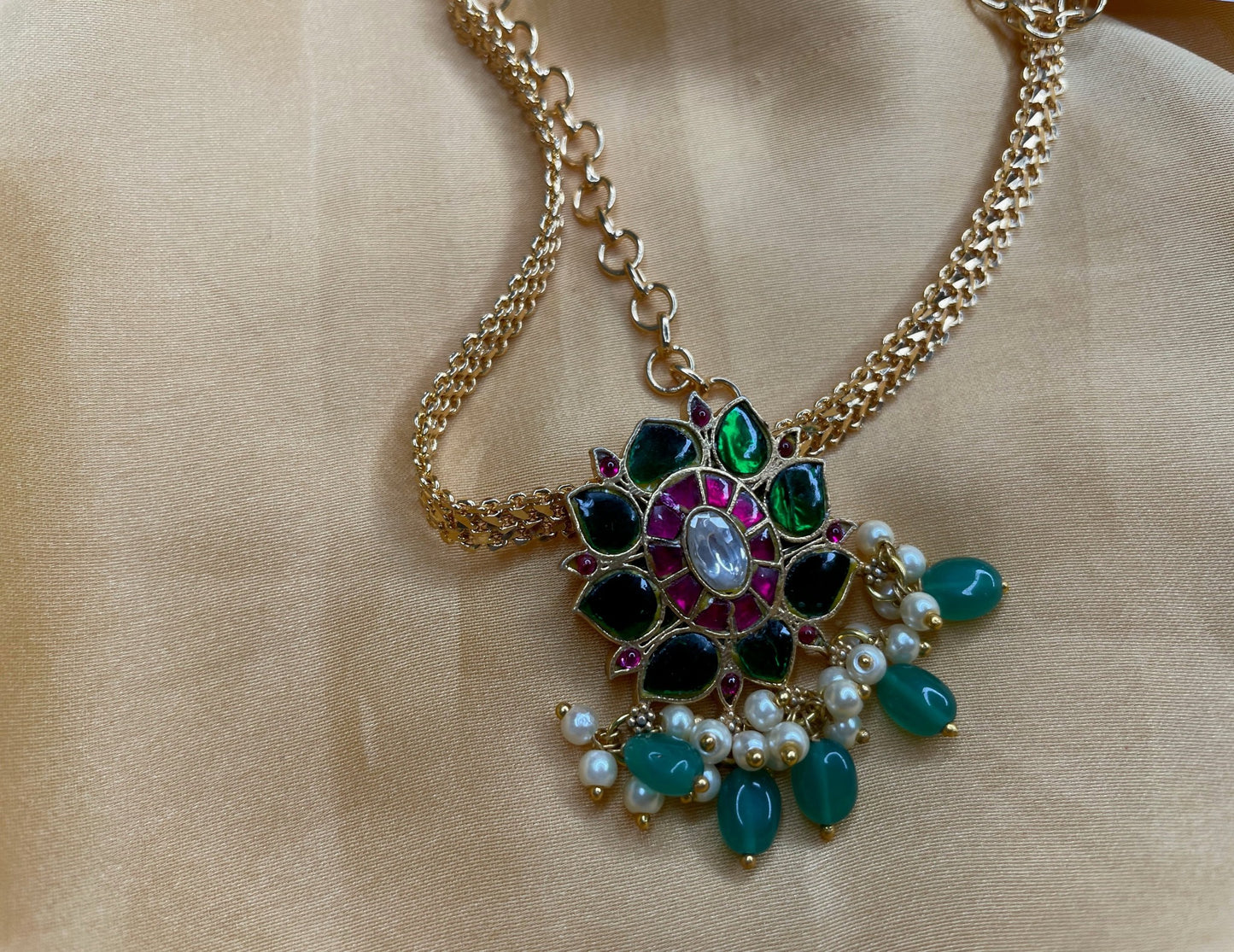 Kundan Jadau Flower Pendant with chain