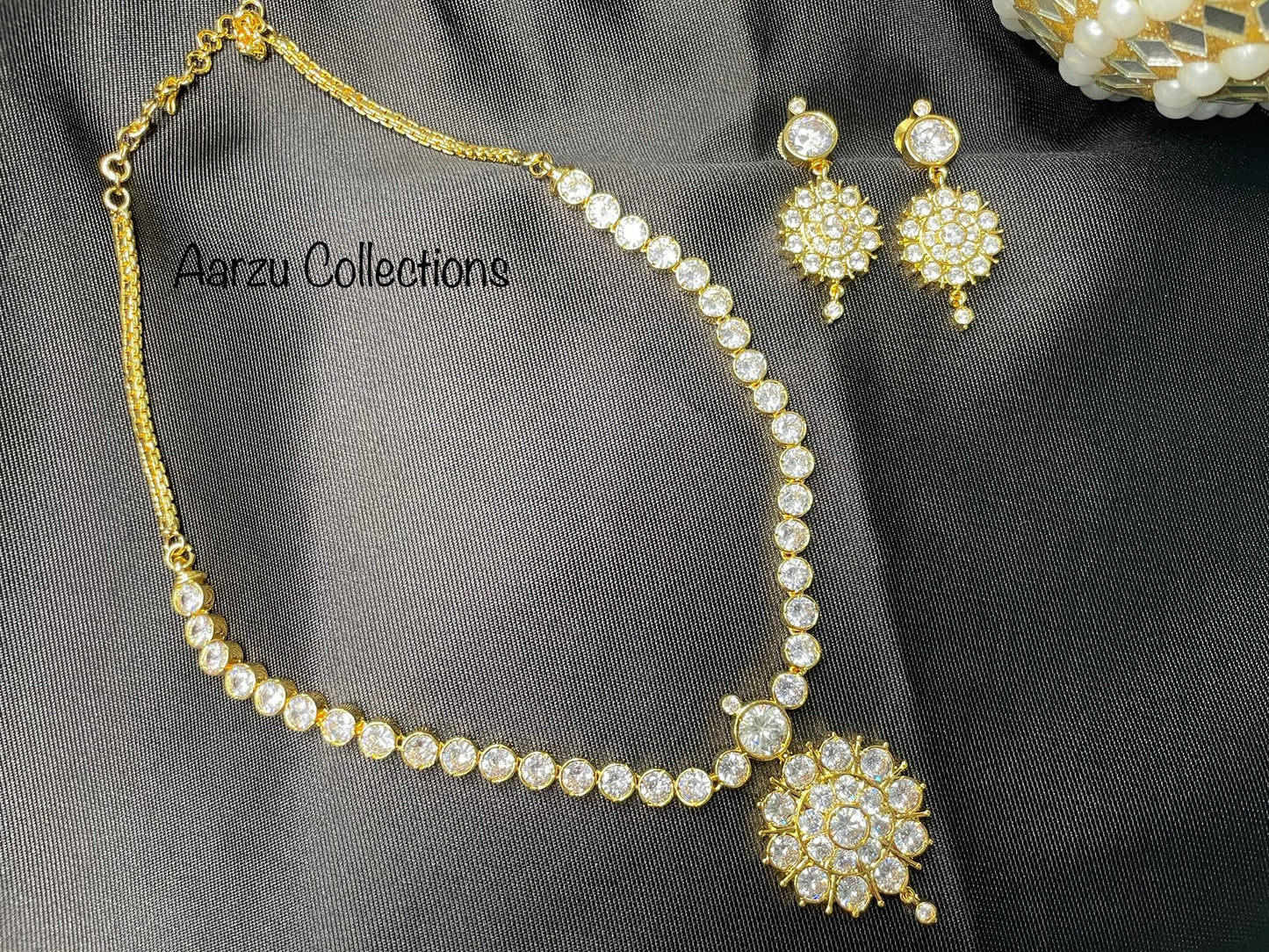 Contemporary American Diamond Necklace and Earrings Set
