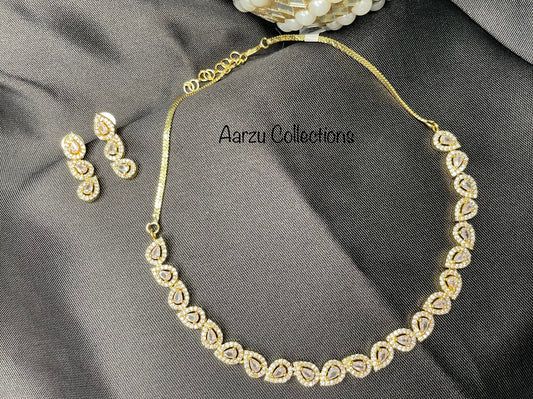 Contemporary American Diamond Necklace and Earrings Set