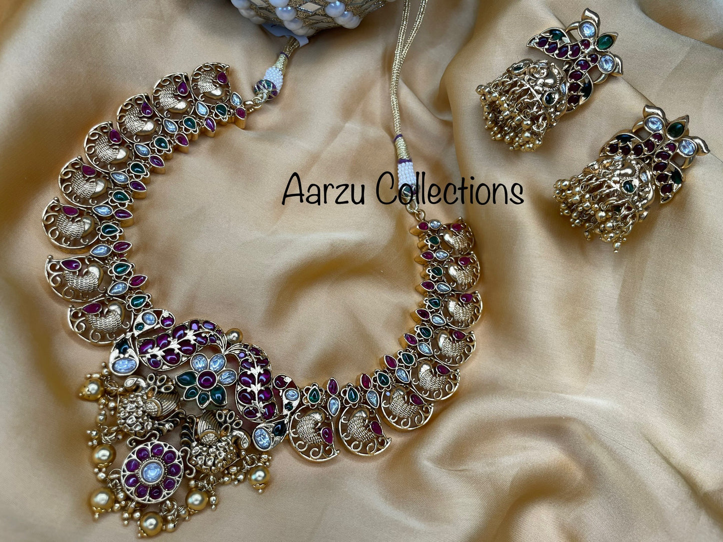 Kemp Necklace Set
