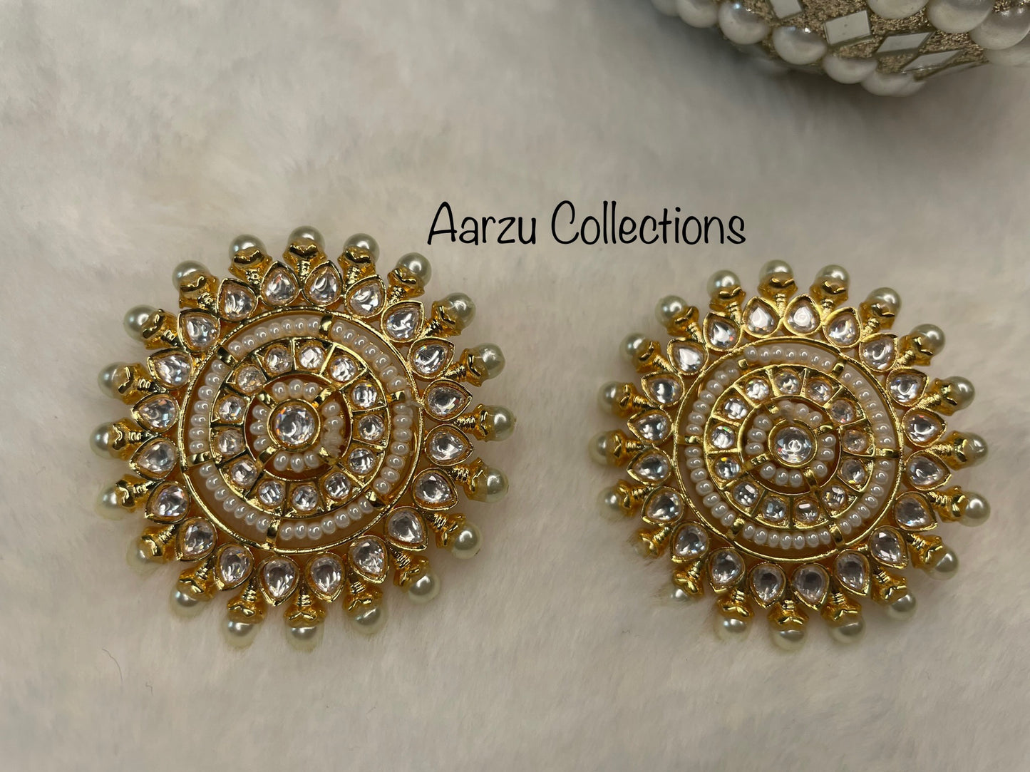 Kundan Statement Stud