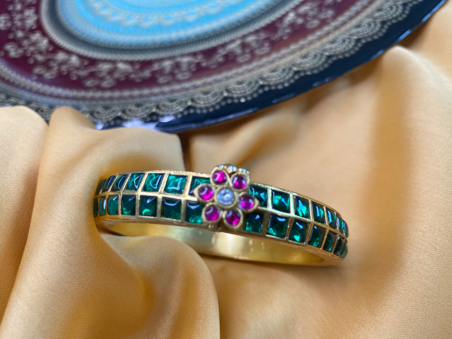 Kundan Jadau Openable Kada