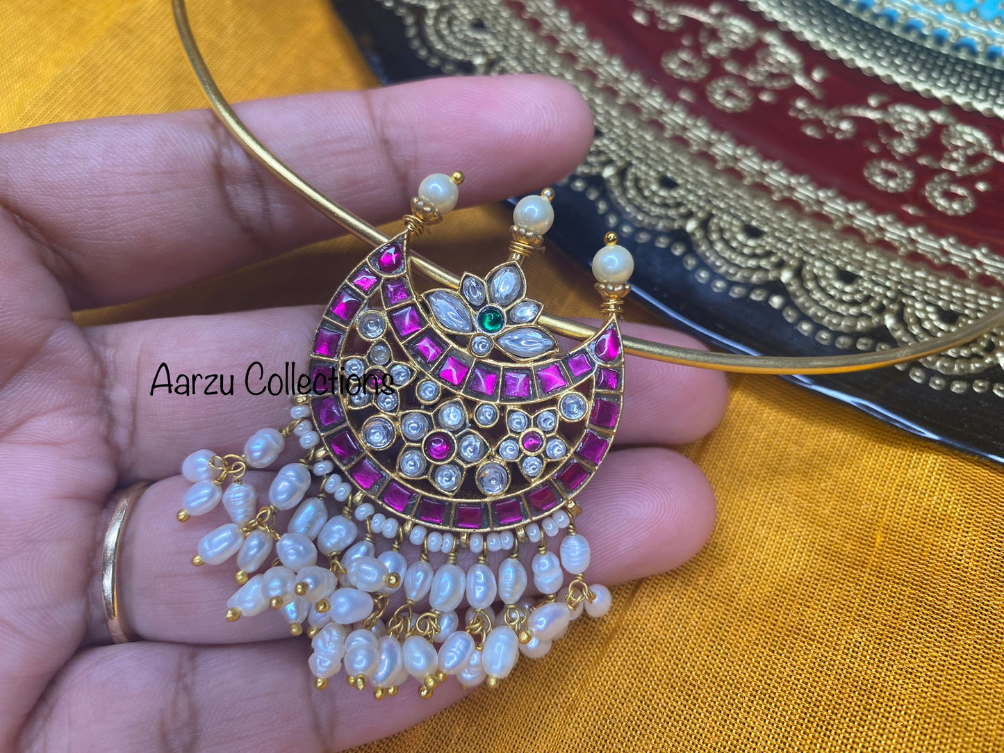 Kundan Jadau moon pendant with Hasli