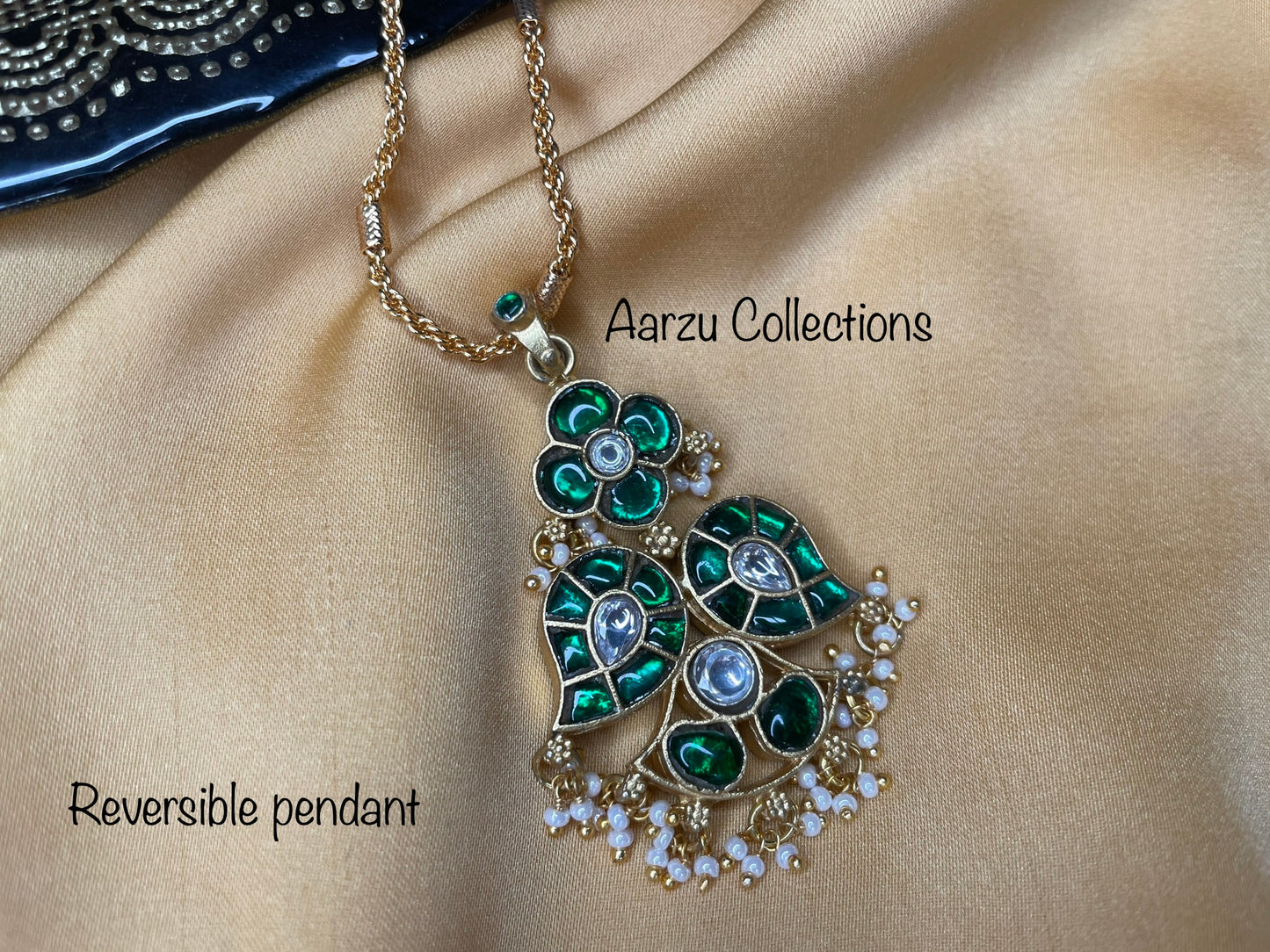 Kundan Jadau reversible pendant