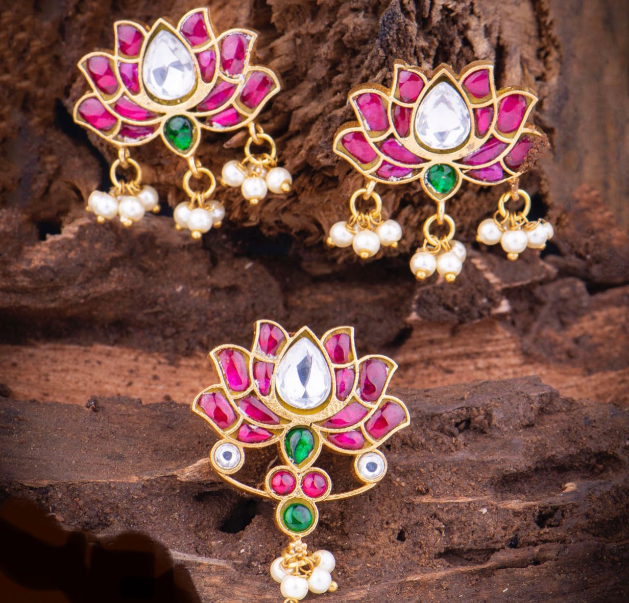 Kundan Jadau Lotus Pendant Set
