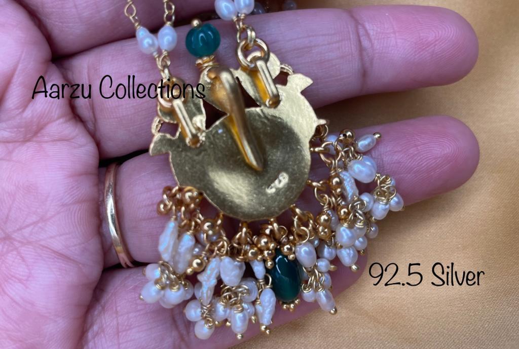 92.5 Silver Kundan Jadau pendant with pearl chain - 32 gms