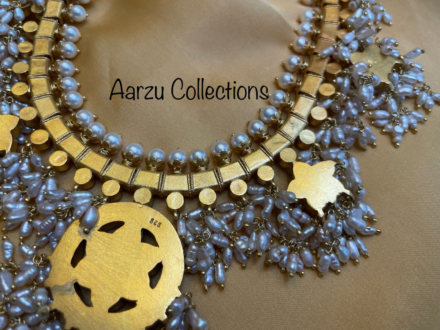 92.5 Silver base Kundan Jadau guttapusalu Mid Length Necklace - 170 gms