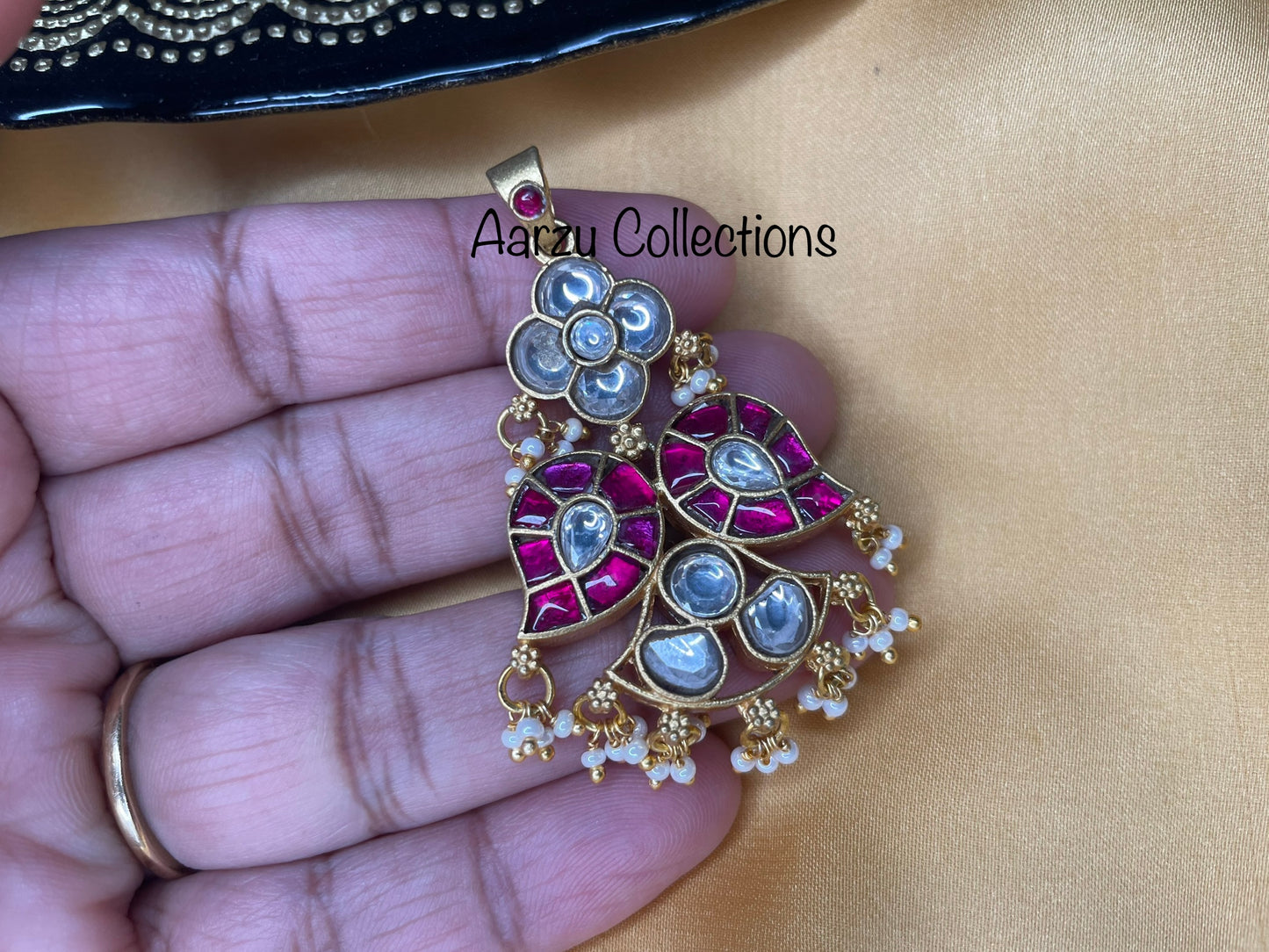 Kundan Jadau reversible pendant