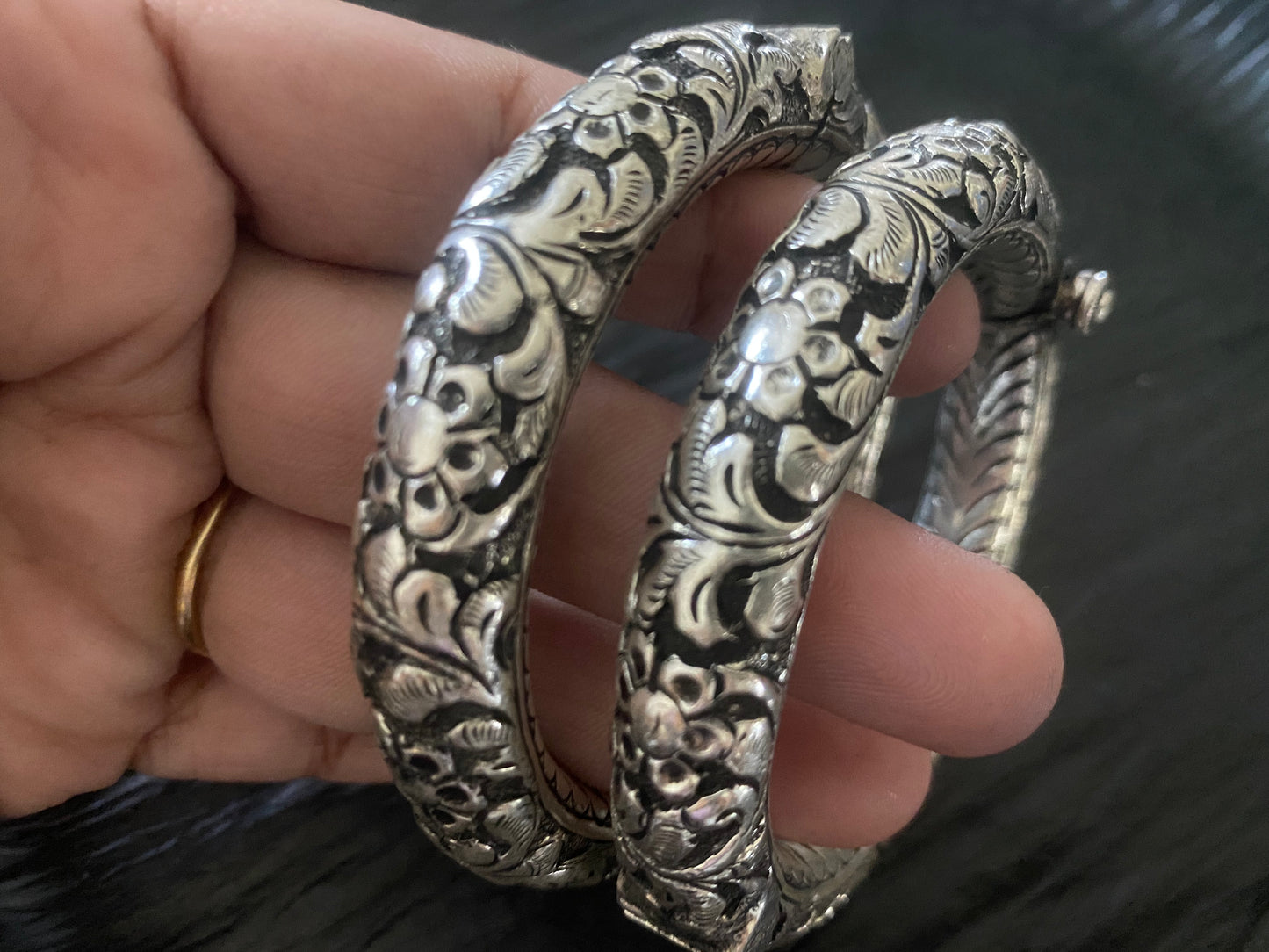 92.5 Silver Chitai kadas - 138 gms