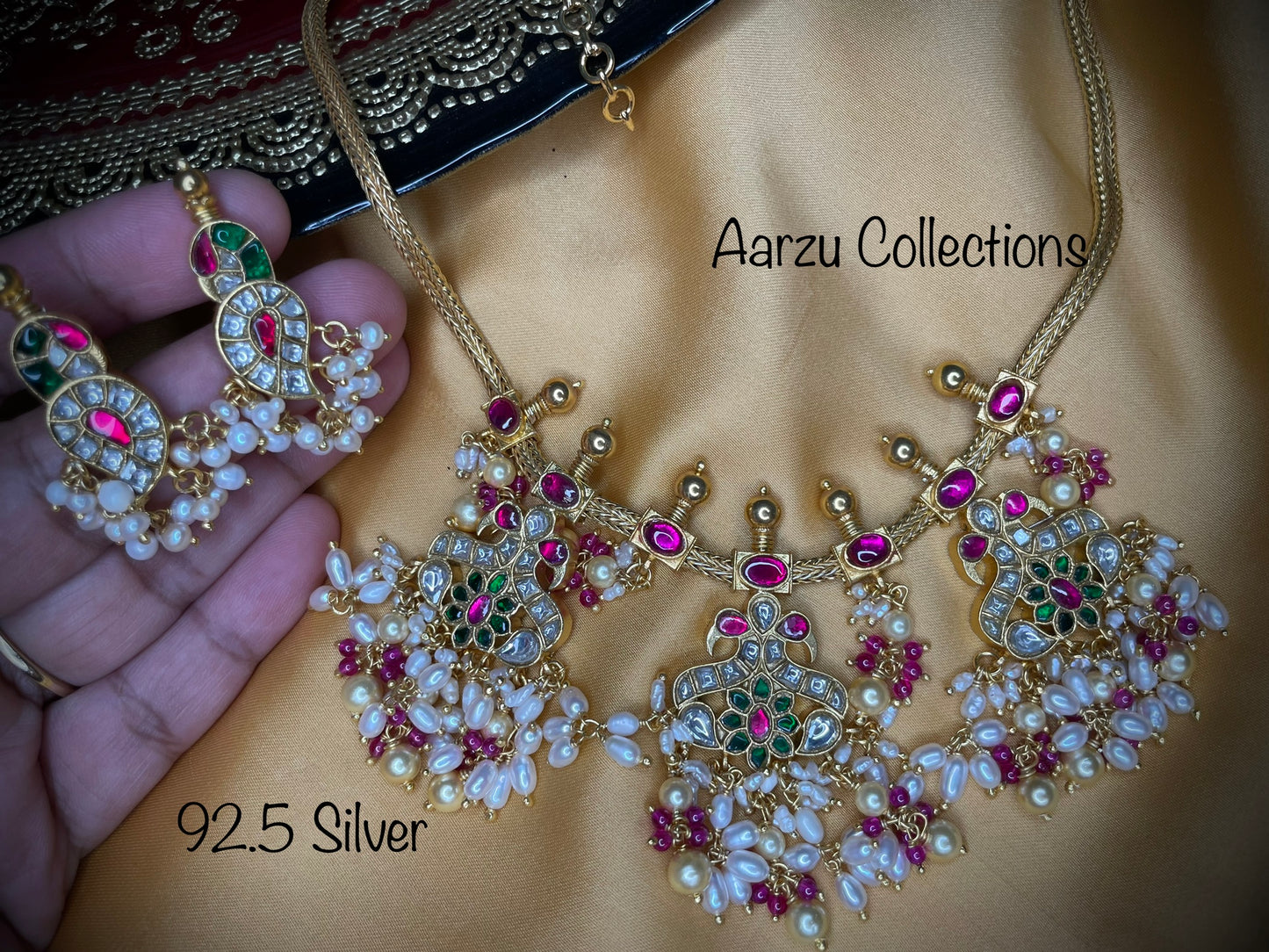 92.5 Silver Dainty guttapusalu necklace with earrings - 85 gms