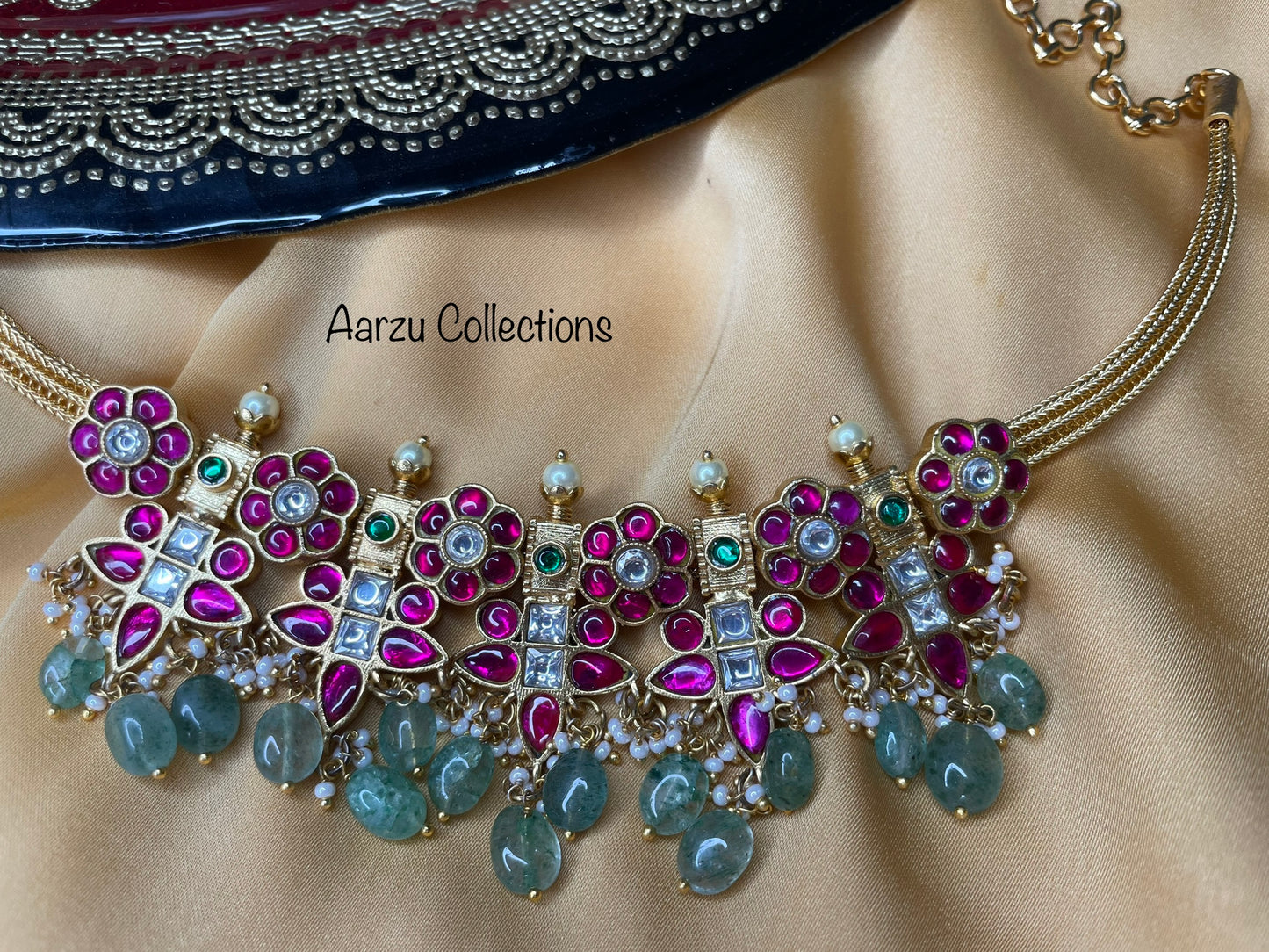 Kundan Jadau Soft Hasli necklace