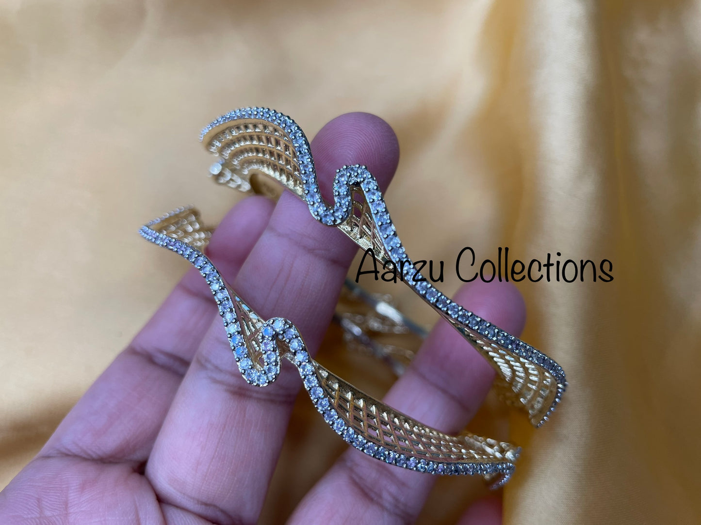American diamongd contemporary bangles