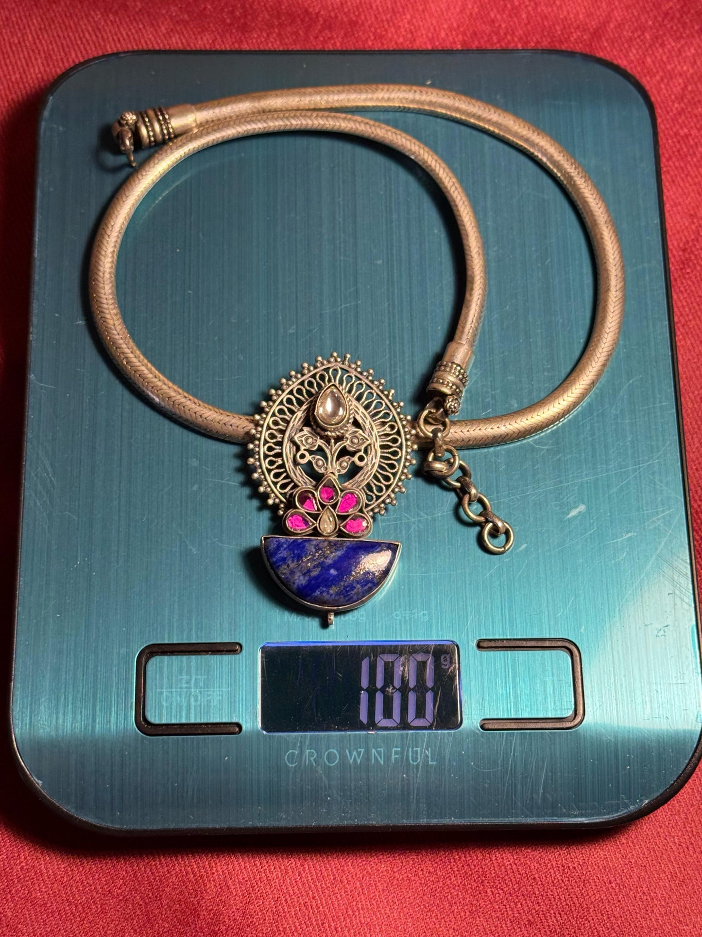 92.5 Silver necklace with lapis lazuli from preloved collection