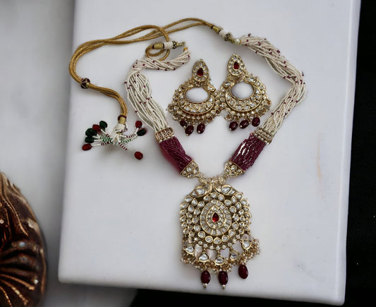 Kundan Necklace Set