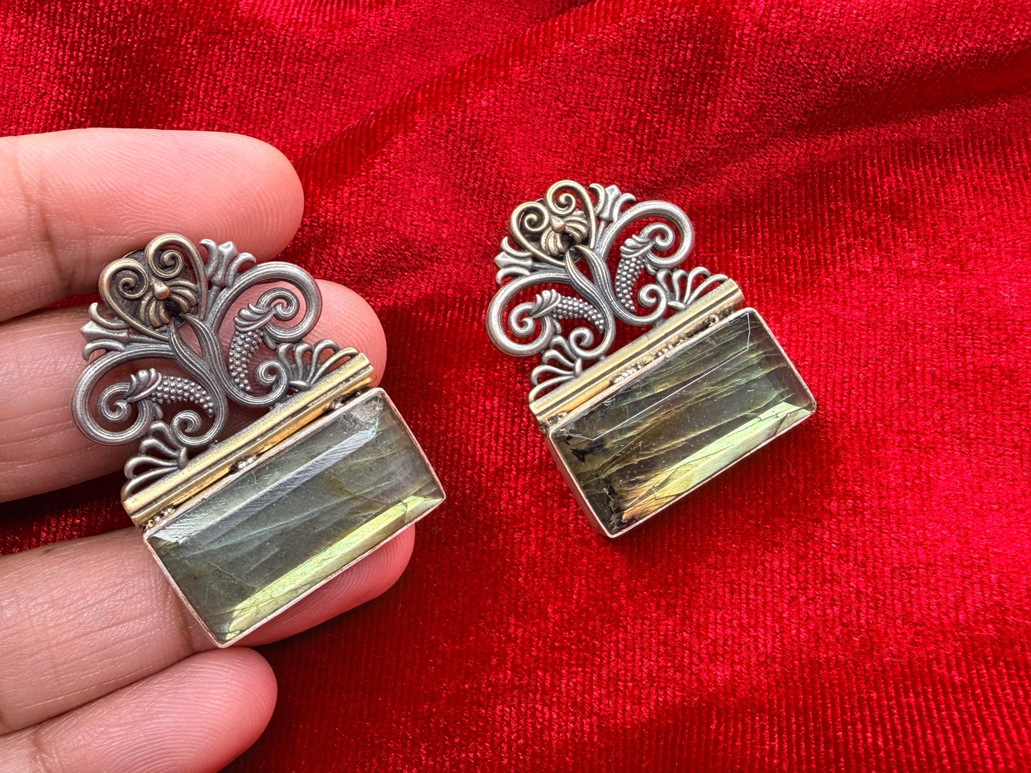 92.5 Silver dual tone earrings - 20 gm