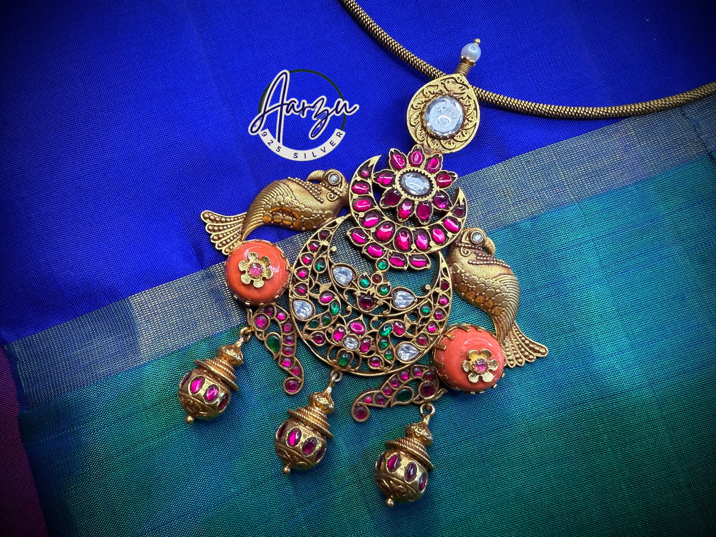 92.5 Silver vintage kundan Pendant - 77 gm
