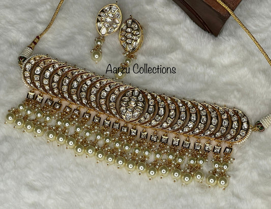 Kundan Choker and Earring Set