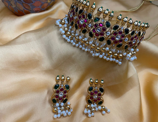 Kundan Jadau Choker with Earrings