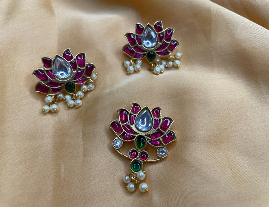 Kundan Jadau Lotus Pendant Set