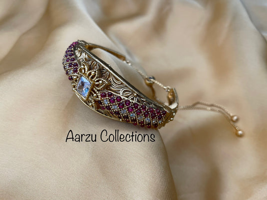Kemp Antique  adjustable Bracelet/kada