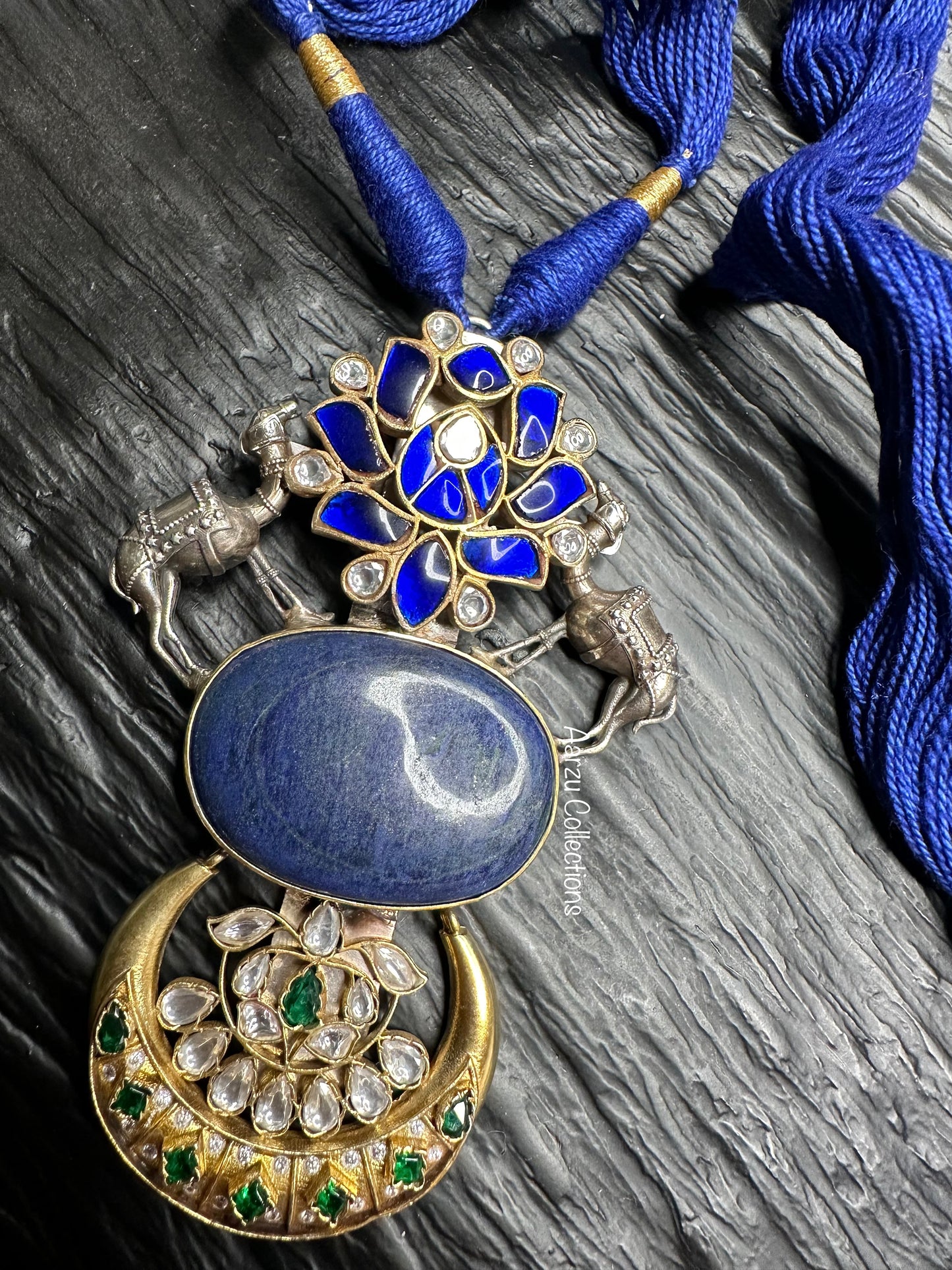 92.5 Silver Lapis Lazuli pendant with Blue Thread