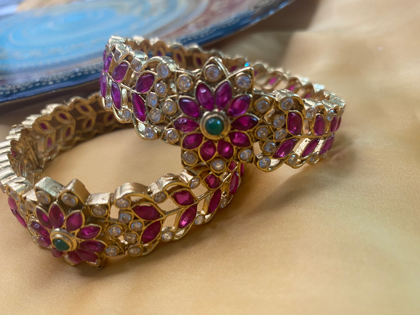 Kemp openable bangle/kada