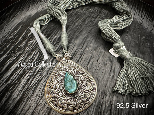 92.5 Silver Chitai pendant with Labradorite stone  - 35 gms