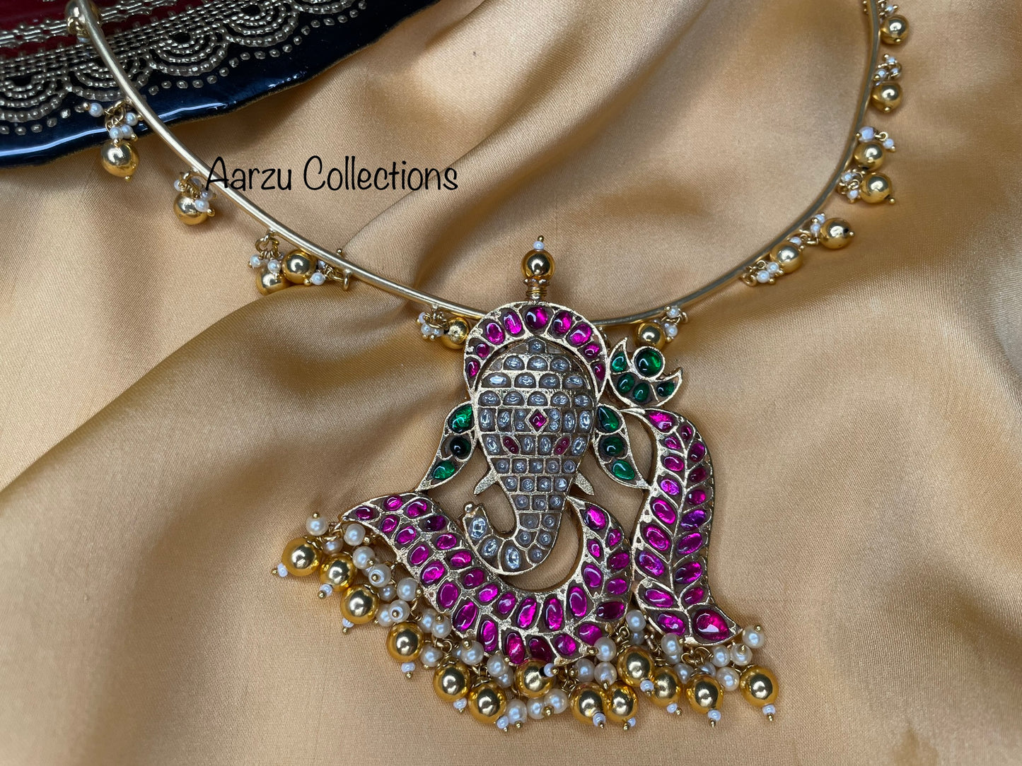 Kundan Jadau Statement pendant