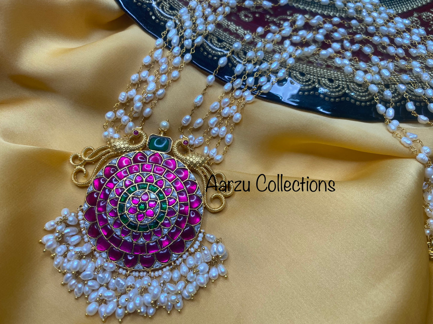 Kundan Jadau pearl mala with statement pendant