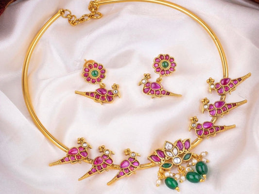 Kemp bird hasli with earrings