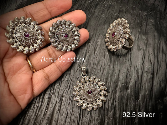 92.5 Silver pendant, earrings and ring set