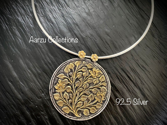 92.5 Silver dual tone pendant- 27gms